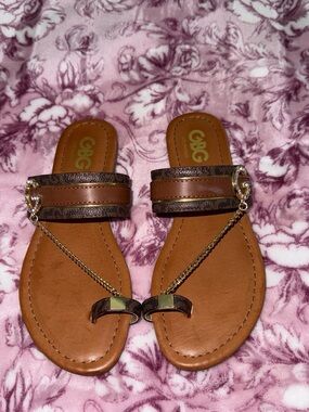 GBG Los Angeles Tan Brown Slide Sandals with Gold Chain Trim